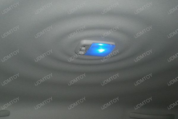 Nissan - Cube - LED - Interior3